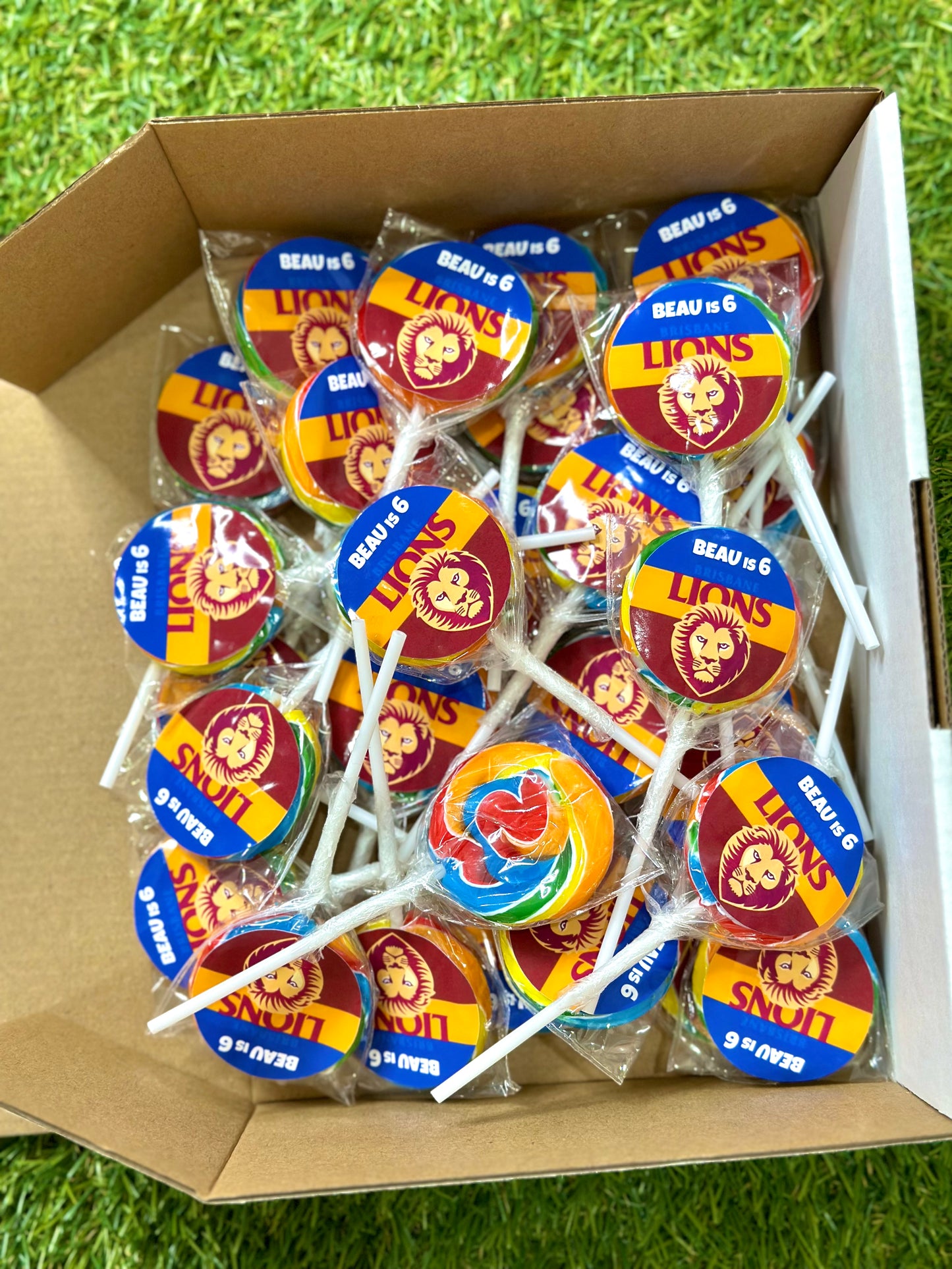Brisbane Lions AFL Personalised Birthday Lollipop 10 pack