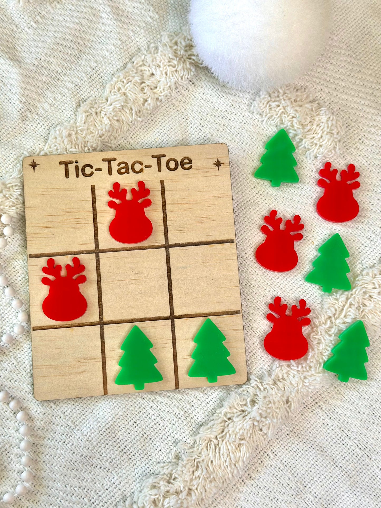 Elf Prop Tic-Tac-Toe Game