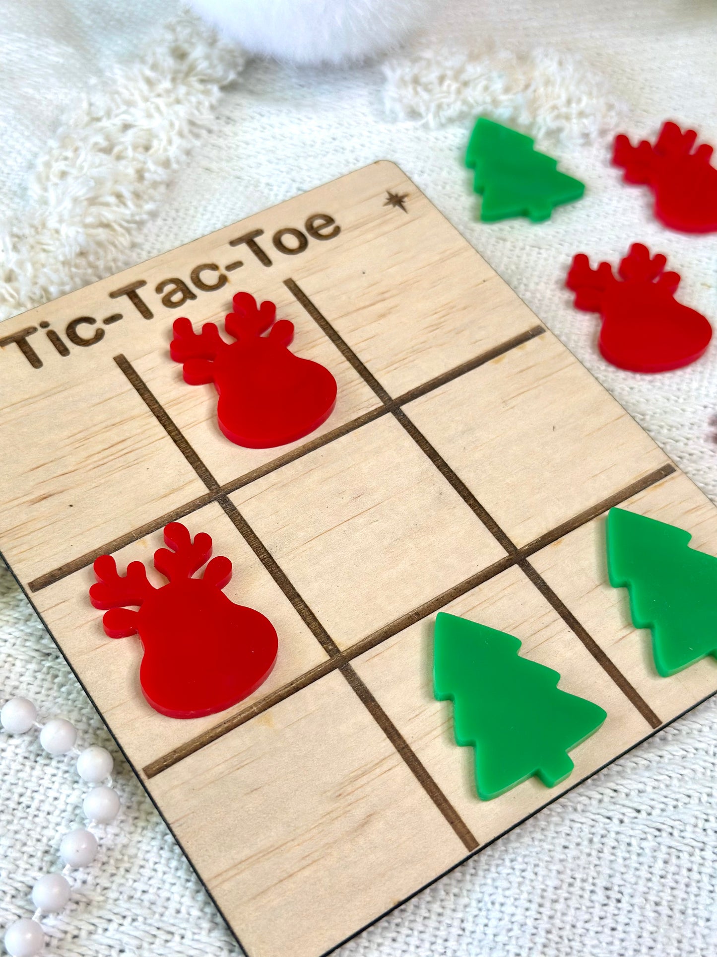 Elf Prop Tic-Tac-Toe Game