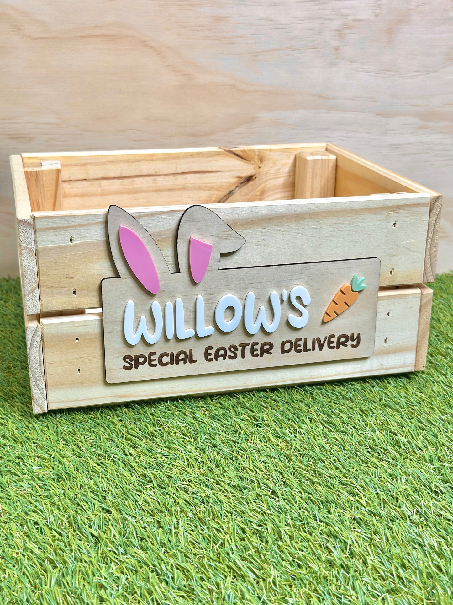 Easter Personalised Crate with Plaque