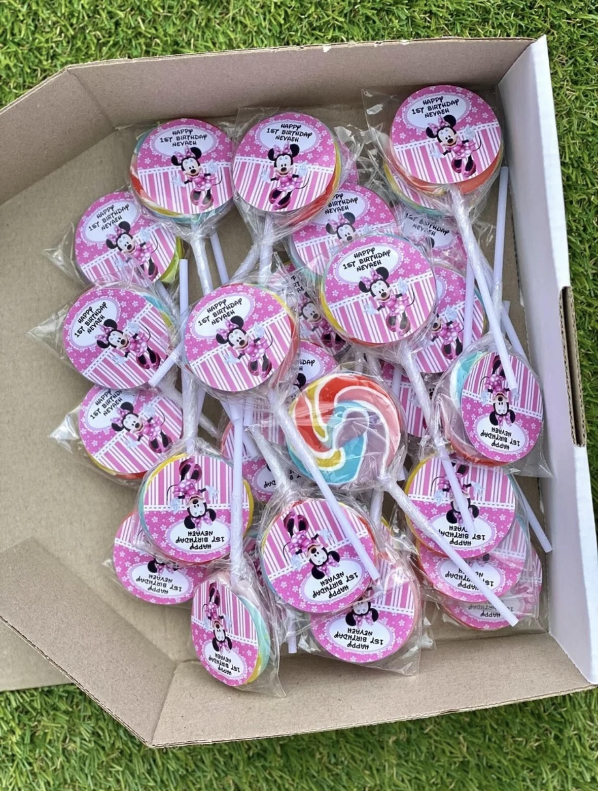 Minnie Mouse #3 Personalised Birthday Lollipop 10 pack