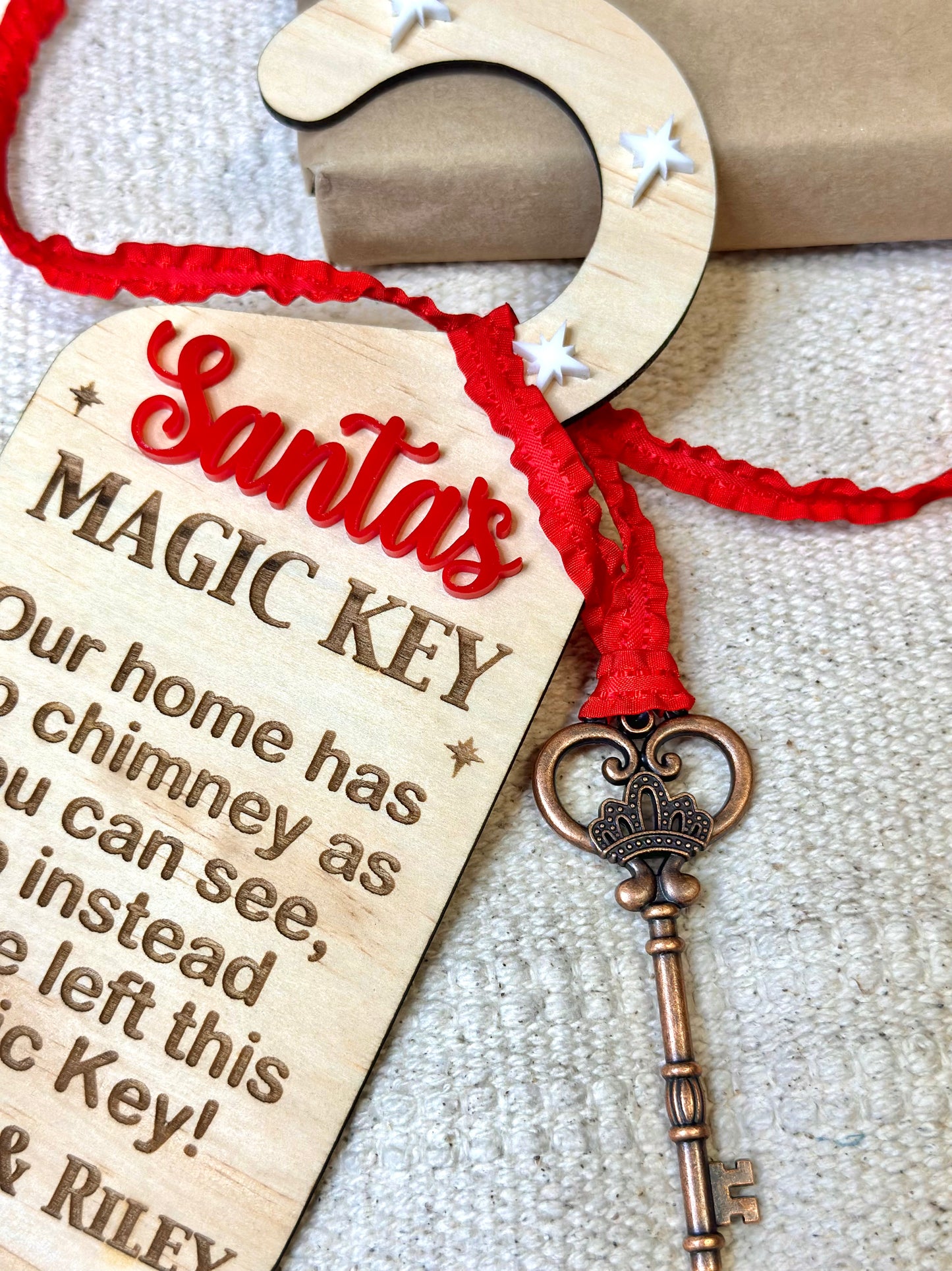 Santa's Magic Key Door Hanger