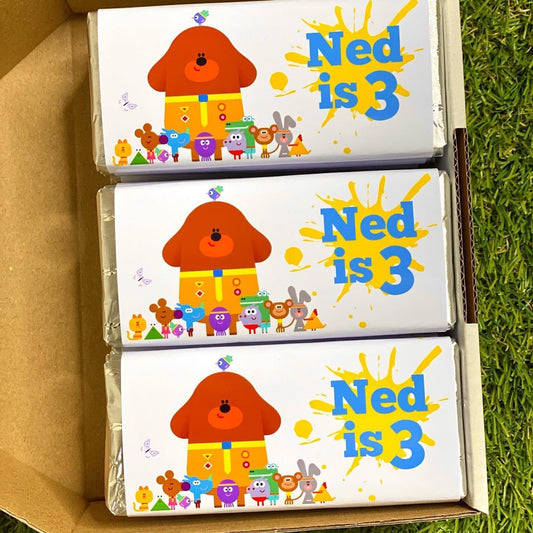 Hey Duggee Personalised Chocolate Bar Party Favour x 4
