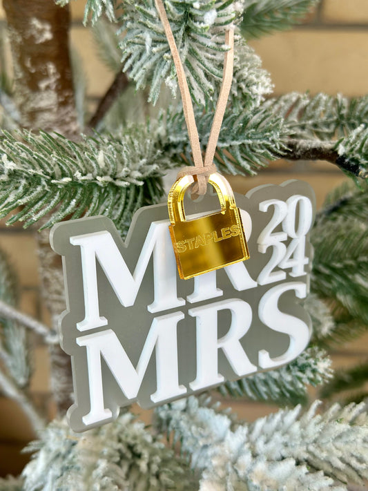 Mr & Mrs Christmas Ornament Decoration