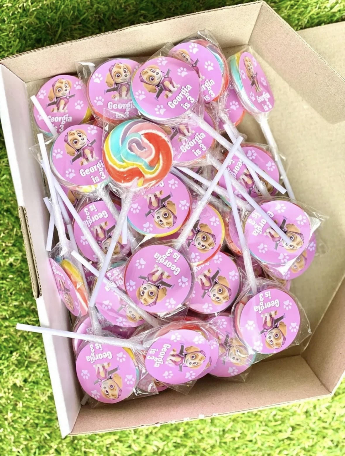 Paw Patrol Pink Skye Personalised Birthday Lollipop 10 pack